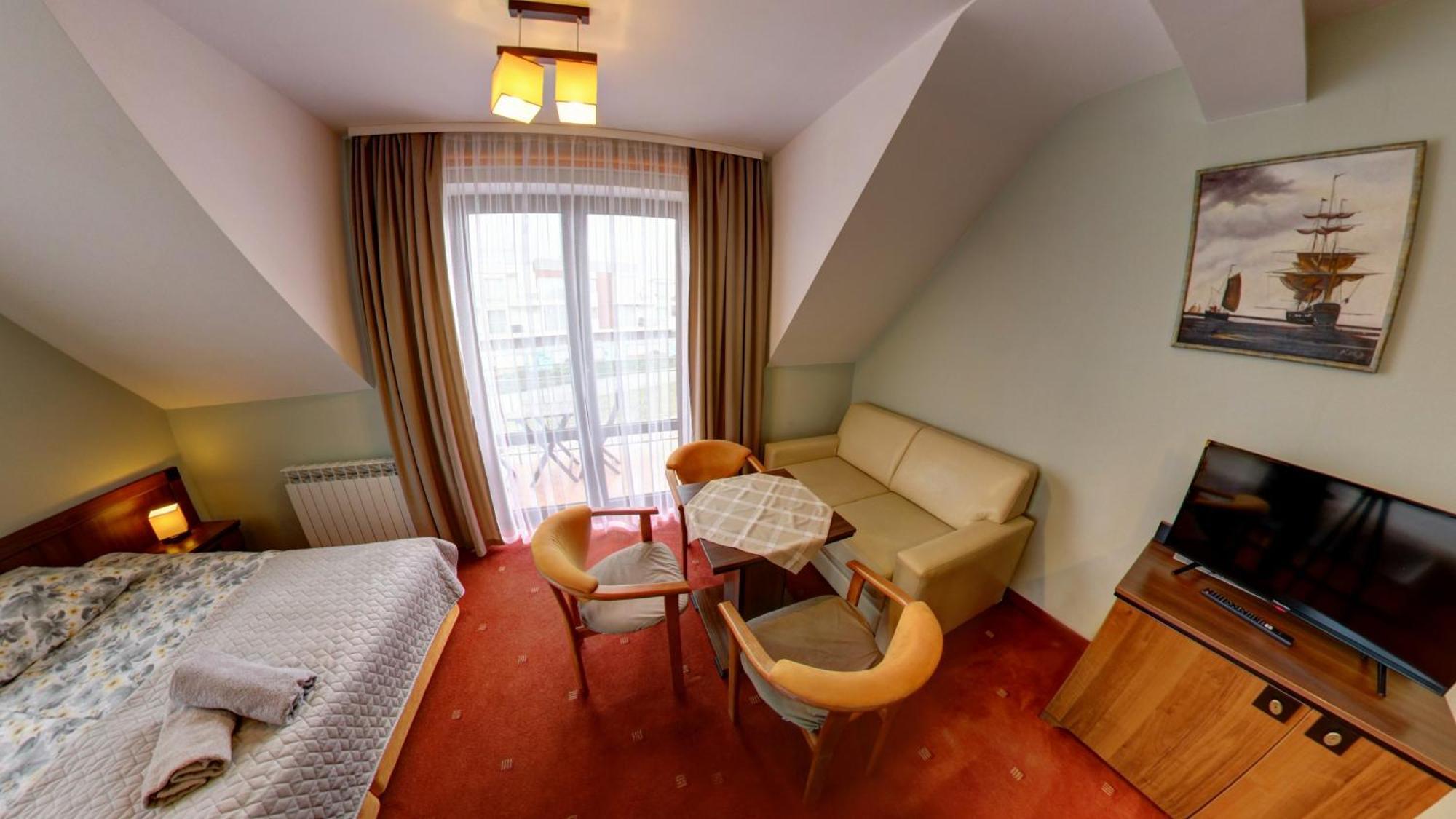 Avena Apartment นีคอร์เซ ภายนอก รูปภาพ