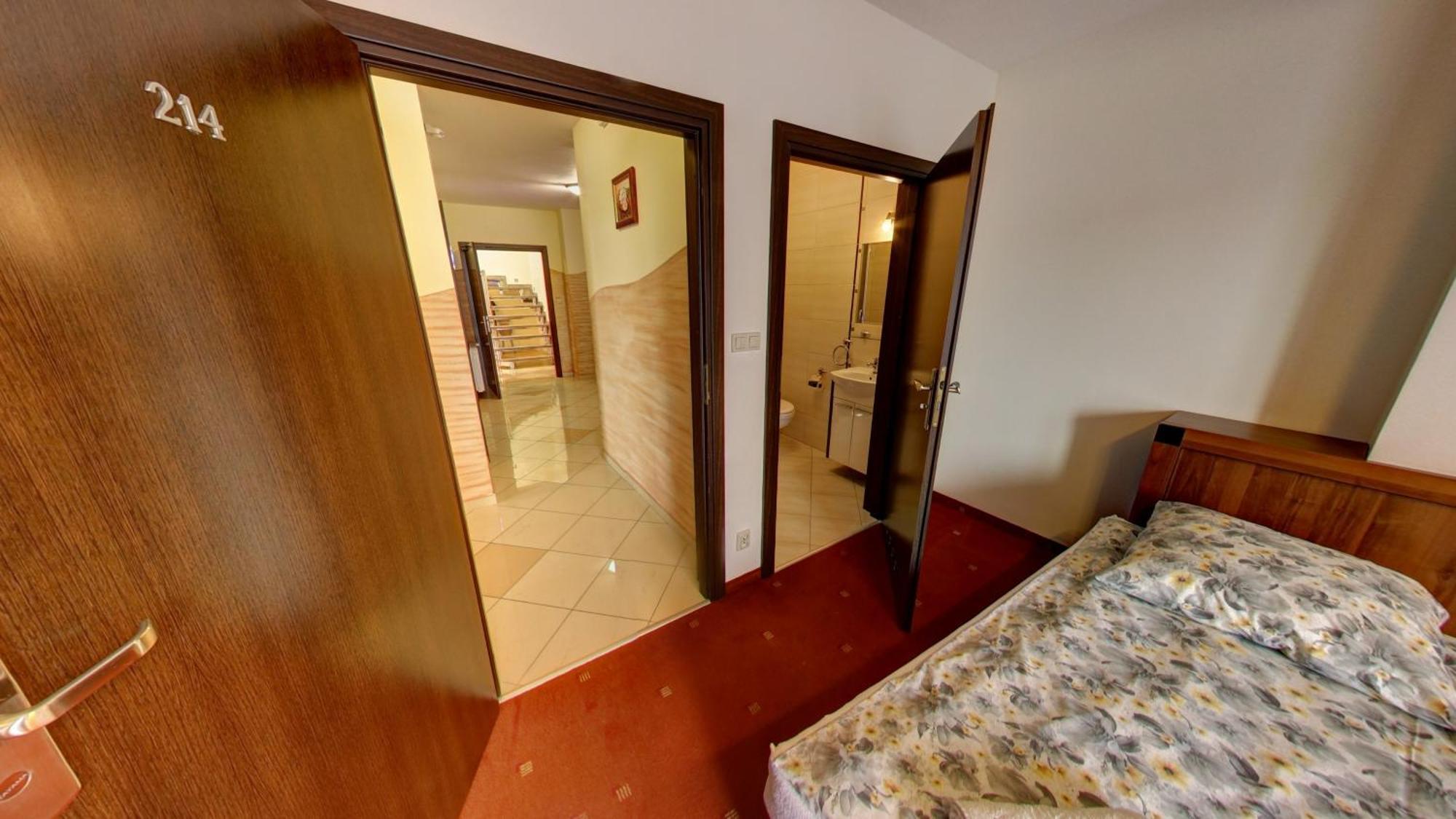 Avena Apartment นีคอร์เซ ภายนอก รูปภาพ