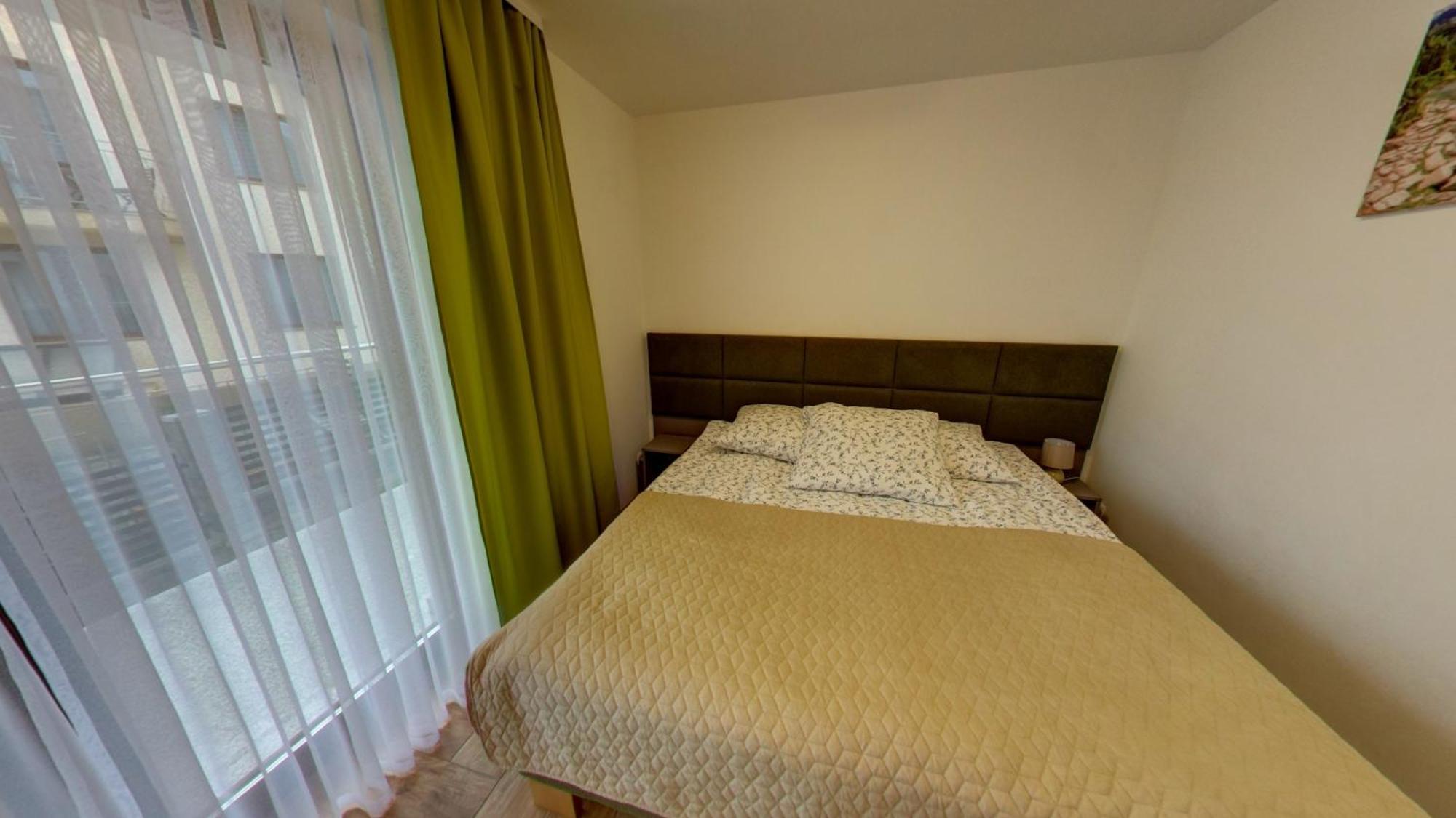 Avena Apartment นีคอร์เซ ภายนอก รูปภาพ