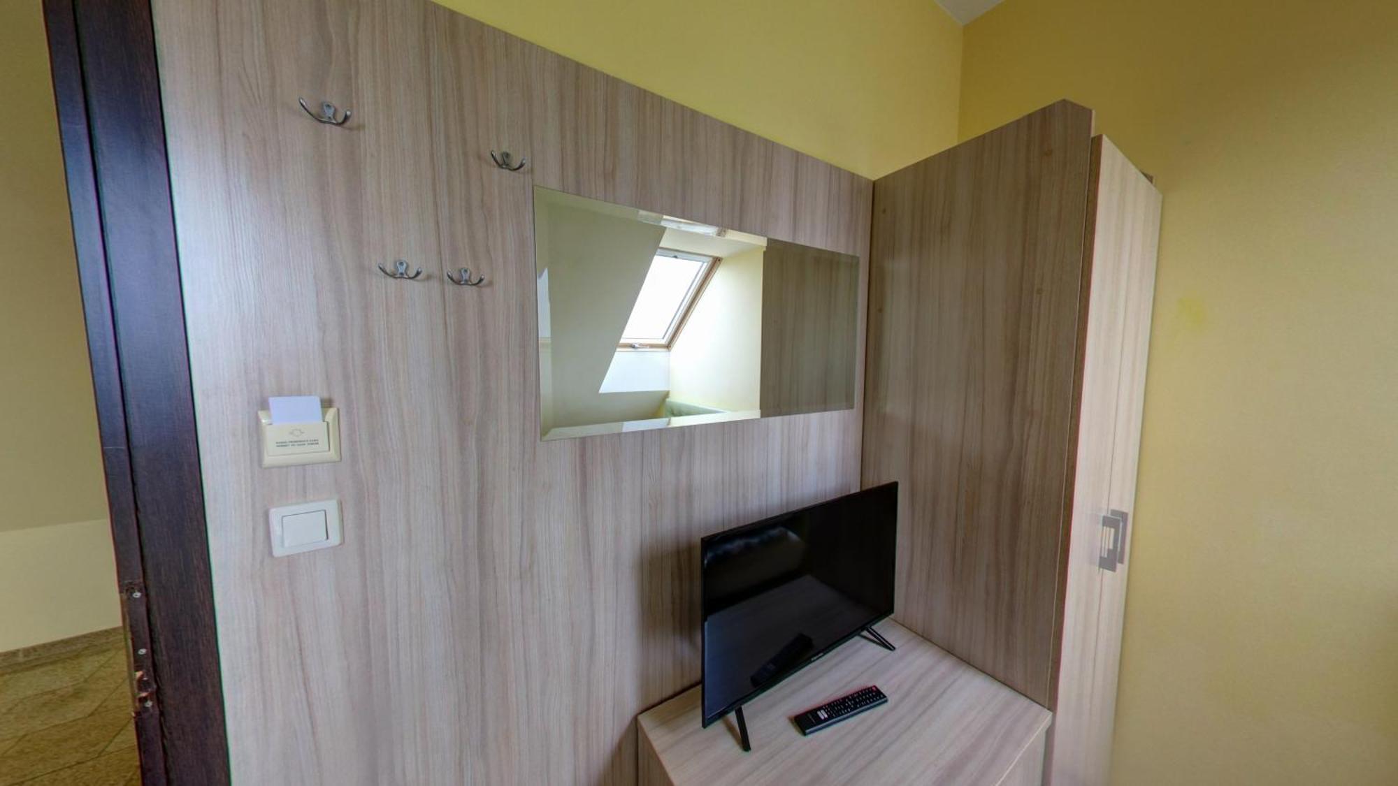 Avena Apartment นีคอร์เซ ภายนอก รูปภาพ