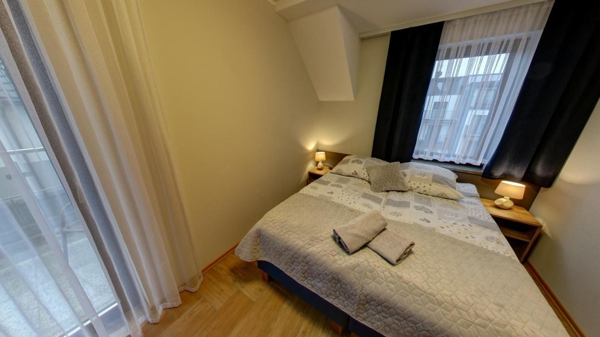 Avena Apartment นีคอร์เซ ภายนอก รูปภาพ