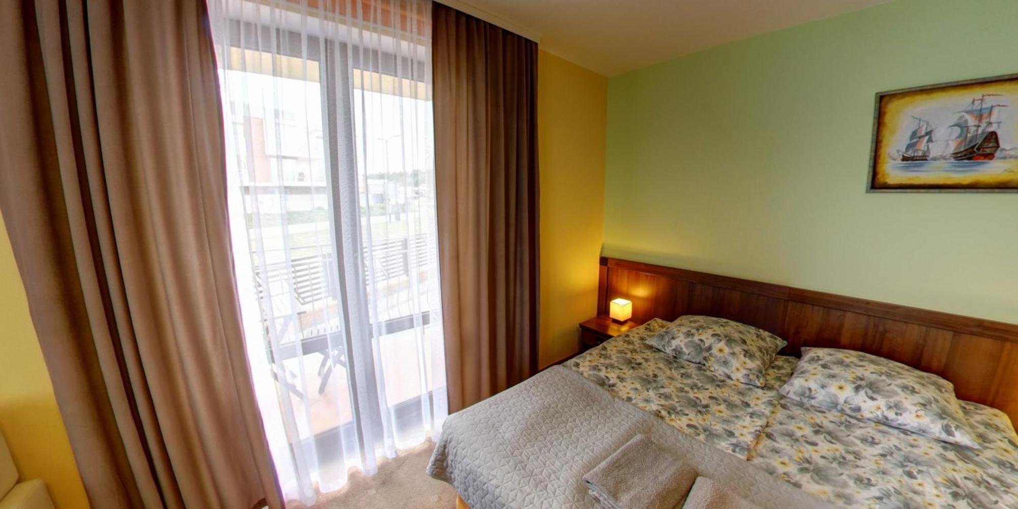 Avena Apartment นีคอร์เซ ภายนอก รูปภาพ